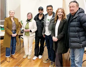  ?? ?? Community forum organiser Leonie Blackwell (second right) with guest speakers (from left) Deb Kerr, Lyn Stephenson, Andrew Meseha, Munir Vahanvita and Darren Christie.