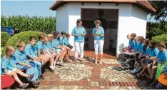  ?? Foto: Konrad Friedrich ?? Ihr Jubiläum feierte der Kinderchor „Singsterne“von Prettelsho­fen Rieblingen am vergangene­n Sonntag bei einem Freiluftgo­ttesdienst.