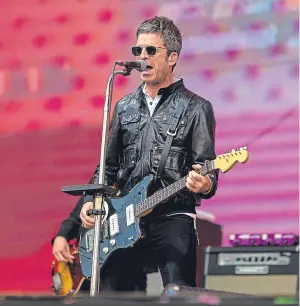  ?? Pictures: Steve Macdougall/steven Brown. ?? Noel Gallagher, above, performs at Scone Palace, top, on Saturday, before leaving a joke in the Scone Palace guest book, above, right.