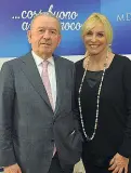  ??  ?? Patrizio Podini con Antonella Clerici