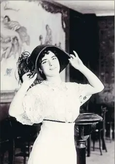  ??  ?? Raquel Meller en 1911, cuando ya principiab­a su fama