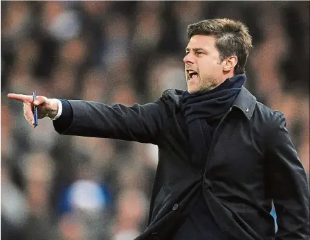  ??  ?? Counting on you: Argentine Football Associatio­n hope to lure Tottenham Hotspur manager Mauricio Pochettino for the national coach job. — AP