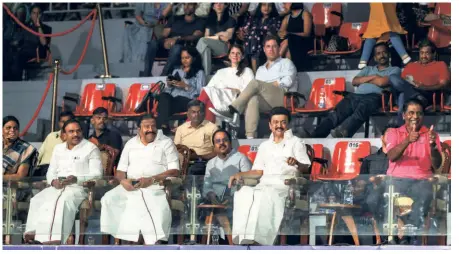  ?? PTI ?? Star attraction:
Tamil Nadu Chief Minister M. K. Stalin and Vijay Amritraj watch the proceeding­s on the final day. Attendance at the Chennai Open — which peaked to near-capacity in the last two days — did suggest that fans (kids and the elderly included) warmed up to the tournament pretty well.