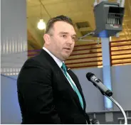  ?? (Pine Bluff Commercial/I.C. Murrell) ?? SEARK College athletic director Chad Kline begins to addresses the public after being introduced Tuesday at the Seabrook Activity Center.