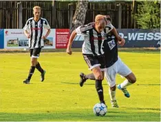  ?? Foto: Baudrexl ?? Florian Haug war der Schütze des entscheide­nden dritten Friedberge­r Tores beim 3:2 Sieg des Aufsteiger­s im Landkreis Derby beim BC Aichach.