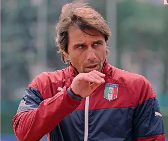  ??  ?? 1 Un poker di candidati per la panchina azzurra: 1. Antonio Conte, 48 anni, c.t. dal dal 2014 al 2016 2. Carlo Ancelotti, 58, esonerato dal Bayern 3. Max Allegri, 50, tecnico della Juve 4. Roberto Mancini, 52, allena lo Zenit