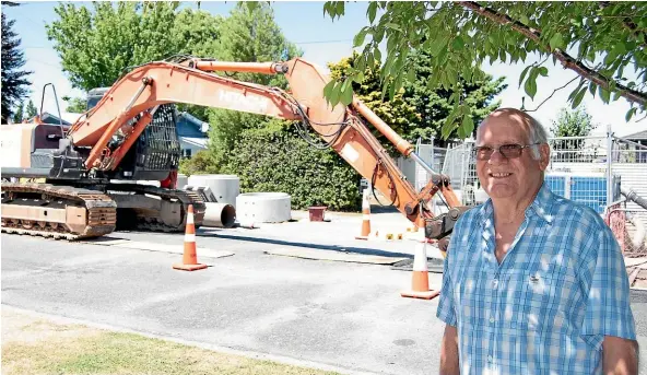  ??  ?? Rhys Moses said roadworks are a necessary inconvenie­nce.