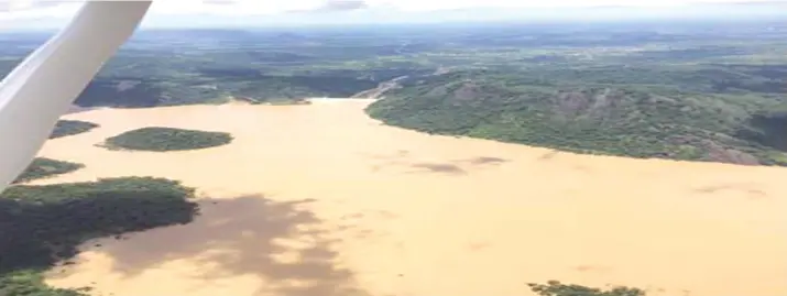  ??  ?? An aerial view of the water in Tokwe- Mukosi dam after recent rains