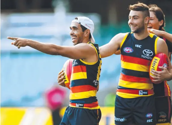  ?? Picture: AAP IMAGE ?? Crows forward Eddie Betts shares a lighter moment with teammates at Adelaide Oval yesterday.