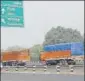  ?? HT ?? n Trucks at DelhiGurga­on border on Sunday.