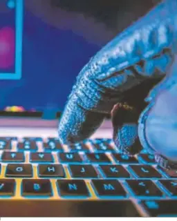  ??  ?? El ‘ransomware’ es un sistema de extorsión cibernétic­a.