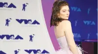  ?? (Danny Moloshok/Reuters) ?? SINGER LORDE arrives at the 2017 MTV Video Music Awards in California in August.