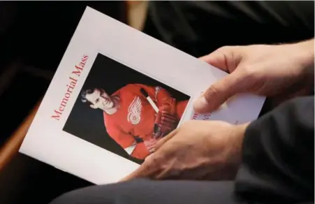  ?? CARLOS OSORIO/REUTERS ?? A who’s who of the hockey world joined family and friends for the funeral of Gordie Howe at the Cathedral of the Most Blessed Sacrament in Detroit.