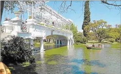  ?? FOTOS: CEDOC PERFIL ?? ENAMORADOS. El 14 de febrero habrá bodas en el Rosedal.