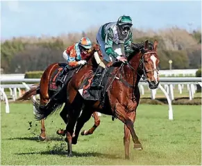  ??  ?? Southern Icon (Mark Hills) makes an impressive return to racing at Te Rapa last Saturday.