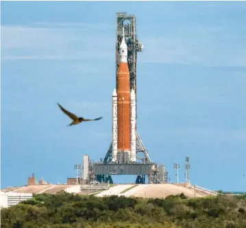  ?? JOE BURBANK/ORLANDO SENTINEL ?? Artemis I sits at Launch Pad 39-B at Kennedy Space Center on August 30, 2022.