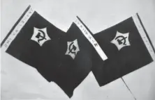  ??  ?? 中国工农红军第十四军­军旗