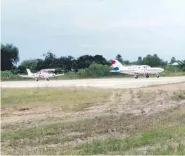  ??  ?? Momento del despegue de la nave, en el aeropuerto de Fuerte Olimpo.