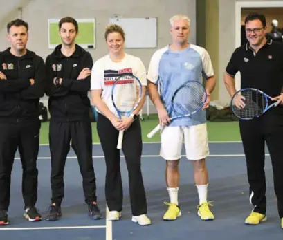  ?? FOTO BELGA ?? Team Kim (vlnr): Sam Verslegers, Matthijs Van Speybroeck, Kim Clijsters, Fred Hemmes en Carl Maes.