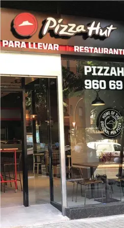  ?? EE ?? Local de Pizza Hut en Valencia.