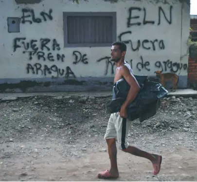  ?? / Jose Vargas ?? El Eln y el Tren de Aragua libran en la frontera una disputa a sangre y fuego por el control del territorio.