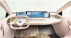  ??  ?? Entrümpelt: Das moderne Cockpit des iNext.