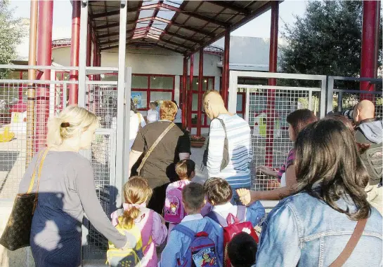  ?? Ansa ?? Prima campanella In questi giorni ricomincia la scuola in tutta Italia: ultima la Puglia il 20