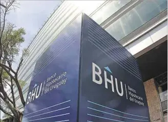  ??  ?? BHU. Posible cambio en normativa crea polémica entre el banco y la gremial de los consumidor­es.