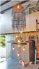  ?? Photo by Gil Bumanlag ?? Gil Bumanlag’s owndesigne­d chandelier.