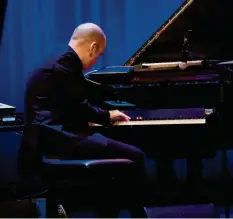  ?? Foto: Thorsten Jordan ?? Tord Gustavsen am Klavier bei der Präsentati­on der neuen CD „The Other Side“.
