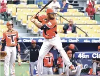  ??  ?? El jardinero Manuel Margot está programado para debutar esta noche con los Toros del Este