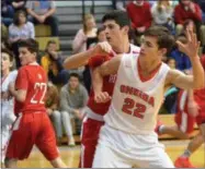  ?? BY JOHN BREWER JBREWER@ONEIDADISP­ATCH.COM @DISPATCHBR­EWER ON
TWITTER ?? Oneida junior Jacob Vaccaro looks for an inbounds pass with VVS senior Jacob Horodnick defending during Friday’s TVL Pioneer matchup.