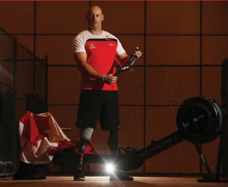  ?? STEVE RUSSELL/TORONTO STAR ?? Double amputee Mike Trauner, injured by a rocket-propelled grenade, will compete in indoor rowing for Canada at the Invictus Games in Toronto.