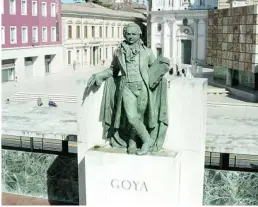  ?? ?? Monumento a Francisco de Goya