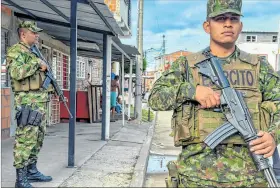  ?? EFE ?? Colombia. Militares colombiano­s fueron enviados a la ciudad de Tuluá.