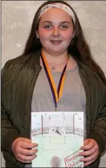  ??  ?? Under 16 Art Girls: Tara Nolan, of Rathgarogu­e/Cushinstow­n, was the winner of the silver medal.