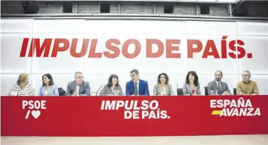  ?? JESÚS HELLÍN / EUROPA PRESS ?? Reunión de la ejecutiva federal del PSOE, ayer, en Madrid.