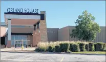  ?? BRETT JOHNSON/DAILY SOUTHTOWN ?? Video of a fight Saturday at Orland Square Mall in Orland Park sparked racist remarks, prompting the footage to be deleted from Facebook.