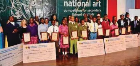  ??  ?? All the finalists of the NNPC/CNL Joint Venture National Art Competitio­n for Nigerian Secondary Schools, in a group photograph