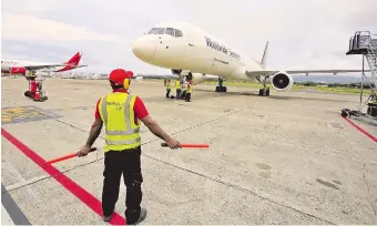  ??  ?? Aeropuerto de Tocumen, Panamá, desde donde Cruz Roja envió ayuda a Bahamas. Efe