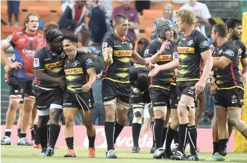  ?? PHANDO JIKELO ?? THE STORMERS celebrate Herschel Jantjies’ winning try against the Lions at Newlands on Saturday. | ANA Pictures