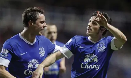  ??  ?? Leighton Baines (right) and Phil Jagielka have played a combined 600-plus league games for Everton but both are out of contract in the summer. Photograph: Graham Stuart/AFP/Getty Images