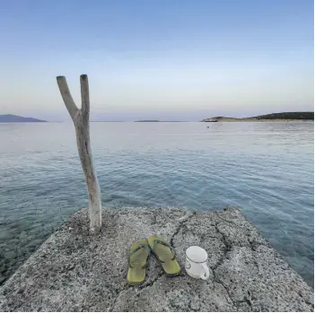  ?? Ute Woltron ?? Entspannen am Meer in Kroatien.