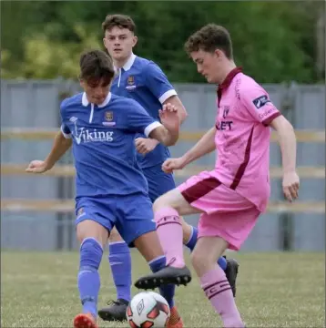  ??  ?? Wexford’s Cian Larkin in a 50-50 tussle for the ball.