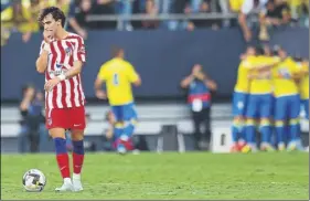  ?? Foto: GETTY ?? Joao Felix marcó dos goles ante el Cádiz pero no sirvieron para ganar