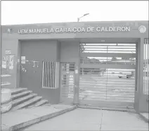  ?? ?? La Unidad Educativa Manuela de Calderón desde hoy regresa a clases presencial­es.