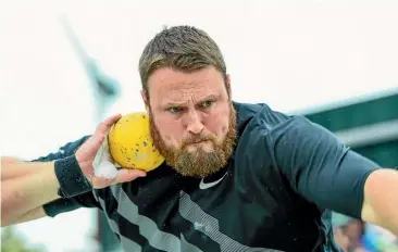  ?? PHOTOSPORT ?? World outdoors and indoor shot put champion Tom Walsh suffered his first loss of the season, to American rival Ryan Crouser, at the Drake Relays meet in the United States.