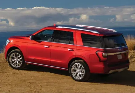  ?? JIM KENZIE FOR THE TORONTO STAR ?? The new 2018 Ford Expedition is far bigger and far heavier than any vehicle needs to be. Regardless, it is now on sale starting at $59,999.