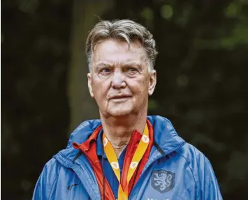  ?? Foto: Maurice Van Steen, Witters ?? Louis van Gaal trainiert bereits zum dritten Mal die Nationalma­nnschaft Hollands.