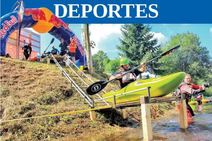  ??  ?? CASTILLO DEBE VIAJAR al mundial de Kayak Extremo el próximo 25 de septiembre.